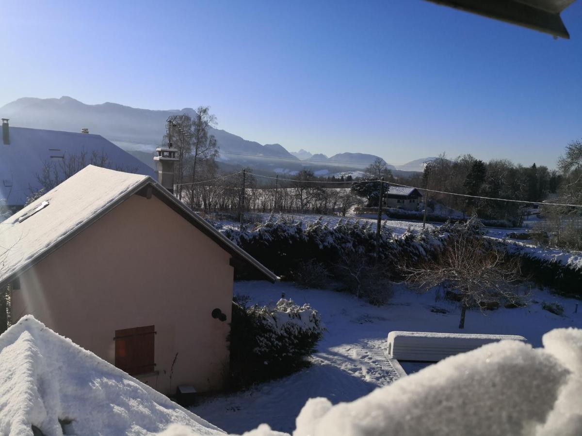 L'Oree Des Bornes-Appartement Avec Piscine Evires Exterior photo