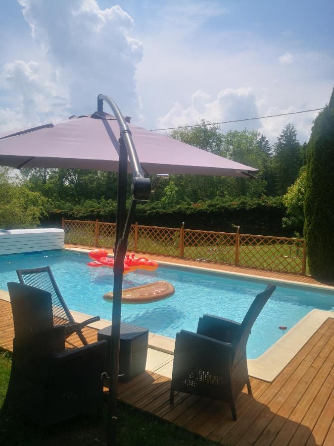 L'Oree Des Bornes-Appartement Avec Piscine Evires Exterior photo